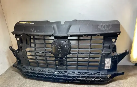 Volkswagen Transporter - Caravelle T6 Front bumper upper radiator grill 7LA807699D 14900904
