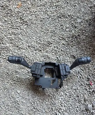 Ford Focus Wiper turn signal indicator stalk/switch 3M5T6475