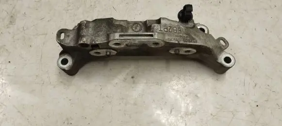 Opel Grandland X Engine mounting bracket 9674960380
