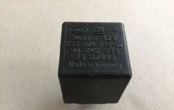 Opel Kadett E Other relay 90240665