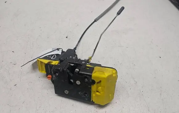 Volvo S60 Rear door lock 30663050
