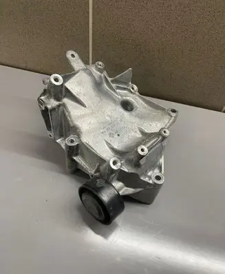 Mercedes-Benz C W205 Generator/alternator bracket A6512340339