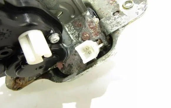 Tailgate/trunk/boot lock/catch/latch