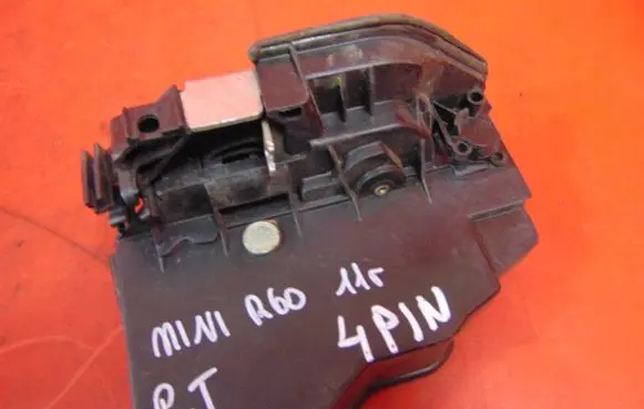 Mini Cooper Countryman R60 Rear door lock