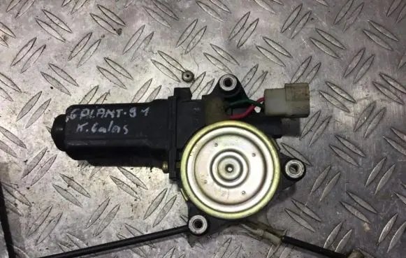 Mitsubishi Galant Rear door window regulator motor mb517479 062100-2800