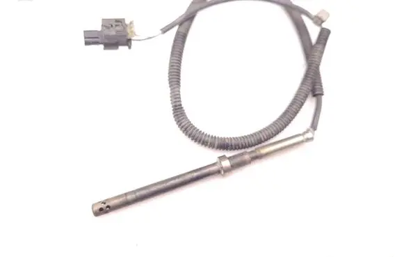 Mercedes-Benz Sprinter W906 Exhaust gas temperature sensor A0009058804