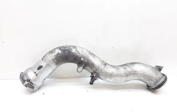Intercooler hose/pipe