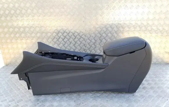Nissan Qashqai J12 Center console