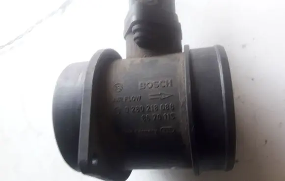 Volvo XC70 Mass air flow meter 0280218088