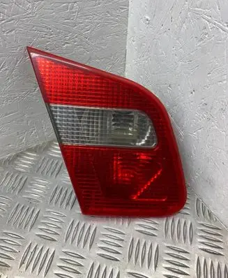 Mitsubishi Carisma Tailgate rear/tail lights 151207