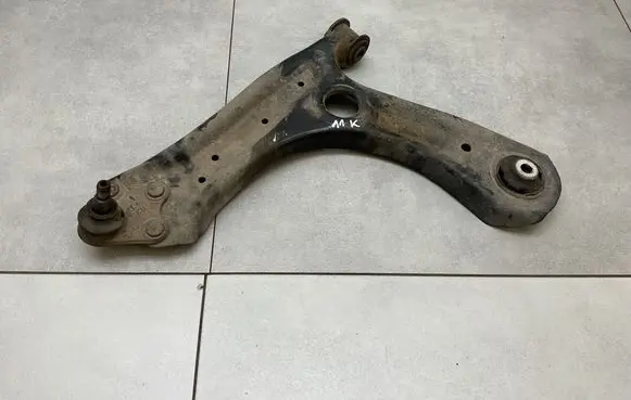 Audi A1 Front lower control arm/wishbone