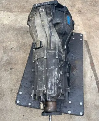 BMW 3 E90 E91 Manual 6 speed gearbox 1069401105