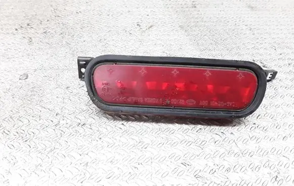 KIA Sorento Third/center stoplight