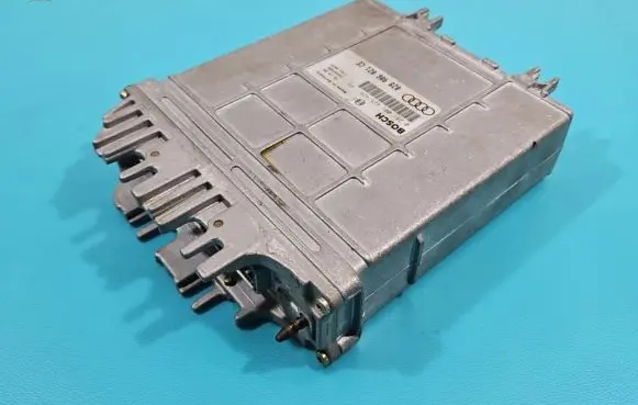 Audi A4 S4 B5 8D Engine control unit/module ECU 0281001425 IMPRK1389791