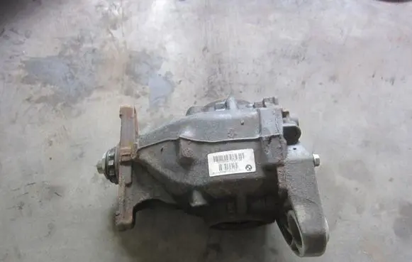 BMW X3 F25 Rear differential 7592007BMW