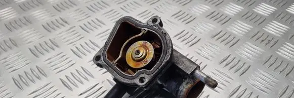 Mercedes-Benz E W210 Thermostat/thermostat housing A6112030875 242887E0