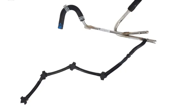Volkswagen Tiguan Fuel line pipe 04L201360M B21305JA