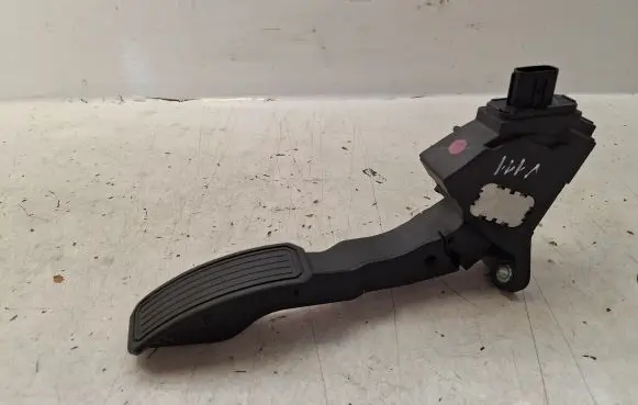 Toyota Verso Accelerator throttle pedal 7811002020 09027B