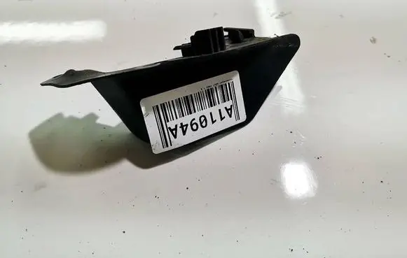 Volkswagen Golf IV Other interior part 1J0883630A