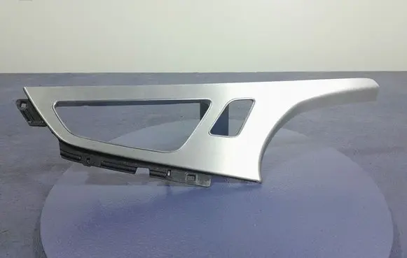 Audi Q7 4M Side skirt rear trim 4M0867101L
