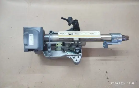 Mercedes-Benz B W245 Steering wheel axle 1695452932