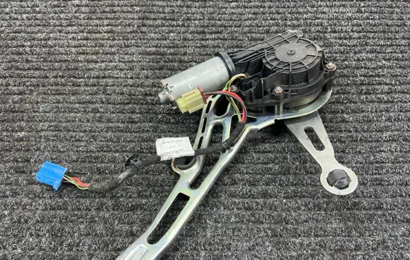 Mercedes-Benz S W222 Tailgate/trunk/boot lift motor A2228200442 20171025