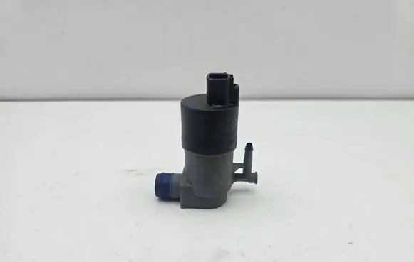 Toyota Yaris Windscreen/windshield washer pump 853300D121