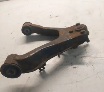 Mitsubishi Pajero Front lower control arm/wishbone