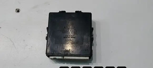 Lexus RX 300 Engine control unit/module 8922448020