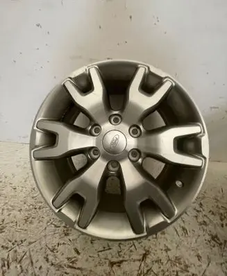 Ford Ranger R18 alloy rim 