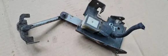 Maserati Quattroporte Rear air suspension level height sensor 89089884