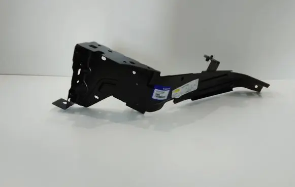 Volvo XC40 Top upper radiator support slam panel 32377056