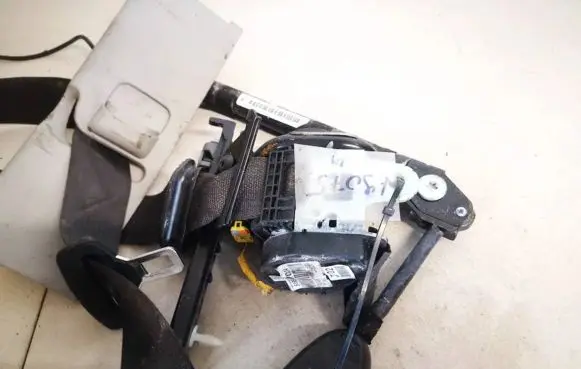Chevrolet Cruze Front seatbelt 13297102 13251173