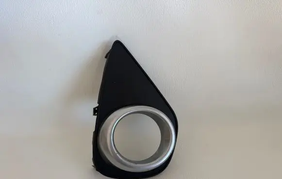 Toyota Yaris Front fog light trim/grill 814810D260