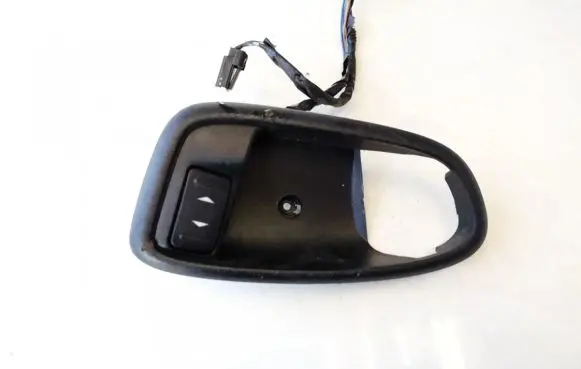 Ford Mondeo MK IV Electric window control switch 6m21u226a37bbw 6m21-u226a37-bbw