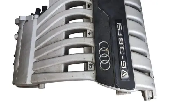 Audi Q7 4L Intake manifold 06B133753D