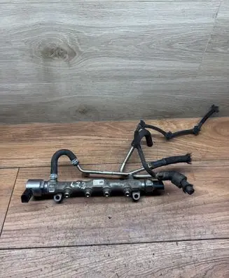 Skoda Yeti (5L) Fuel main line pipe 04L089G 0439342