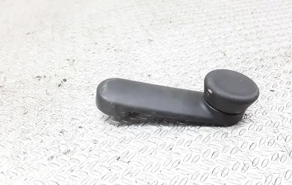Opel Astra G Rear door window winding handle 