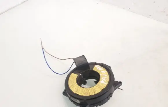 Mitsubishi Pajero Airbag slip ring squib (SRS ring) F660044