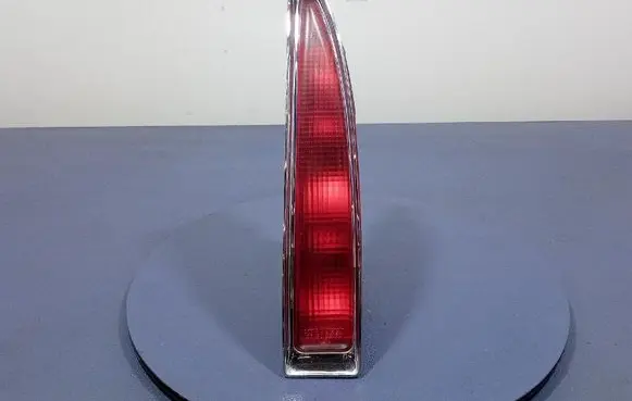 Cadillac Fleetwood Rear/tail lights 16516418