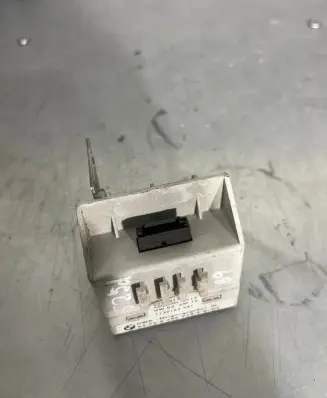 BMW 5 E39 Alarm control unit/module 657583869329 1130192441 55892110