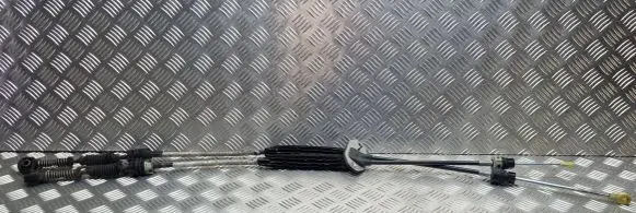Seat Alhambra (Mk1) Gear shift cable linkage 7M3711874F
