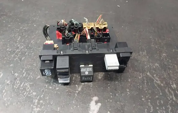 Audi A3 S3 8P Comfort/convenience module 8P0907279A