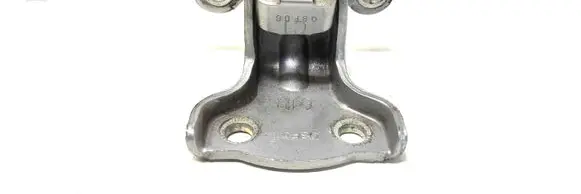 Chevrolet Captiva Rear door upper hinge