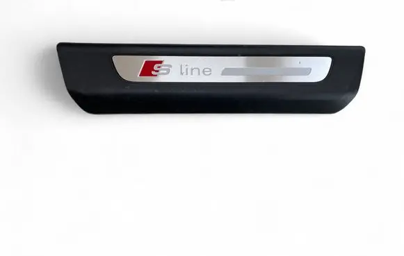 Audi Q7 4M Rear sill trim cover 4M0853376C