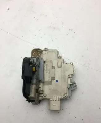 Audi A4 S4 B7 8E 8H Front door lock 8E2837016AA