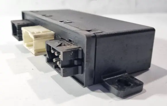 BMW 5 E39 Door control unit/module 61356904251 05071754 110187
