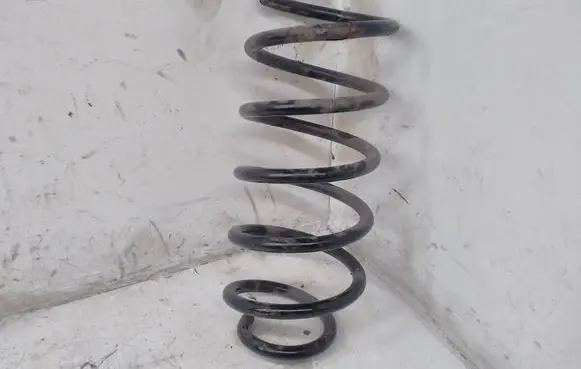 Volvo XC90 Front coil spring