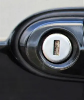 BMW 3 E90 E91 Front door lock (next to the handle) 