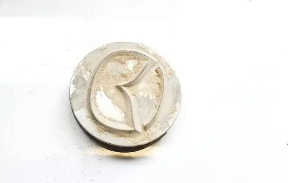 Mazda 626 Original wheel cap 2032